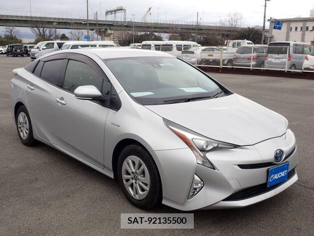 Toyota PRIUS 2017-02 220724-3