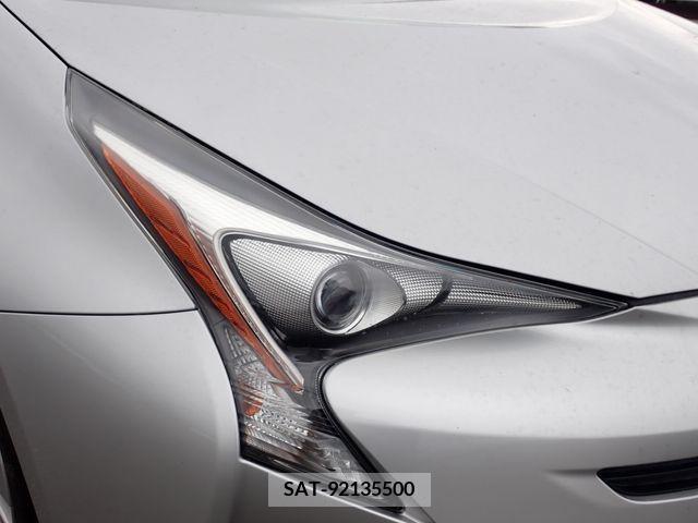 Toyota PRIUS 2017-02 220724-8