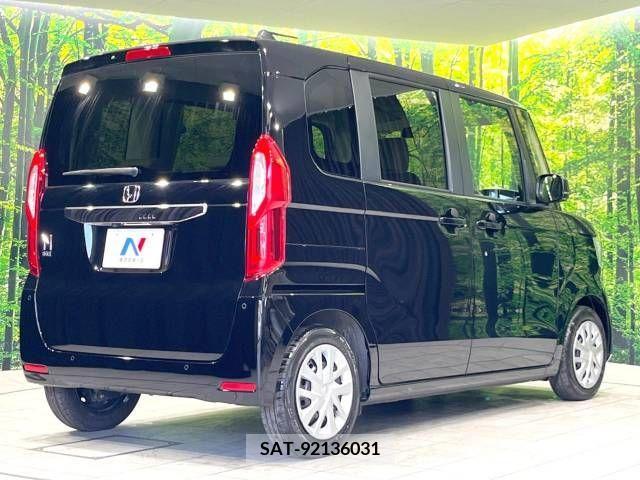 Honda N BOX 2022-03 307389-17