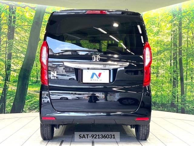 Honda N BOX 2022-03 307389-15