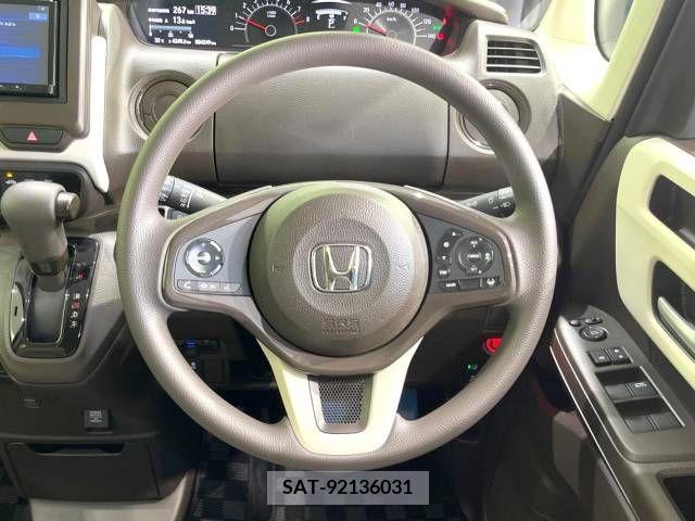 Honda N BOX 2022-03 307389-11