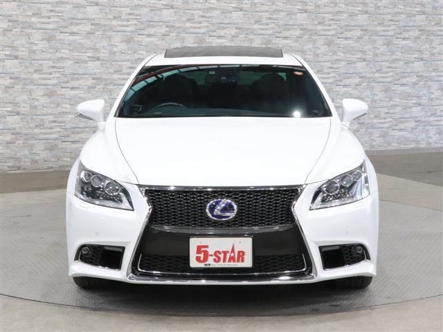 Lexus LS 2012-11 887-4