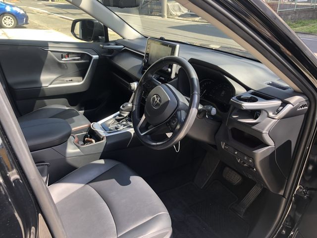 Toyota RAV4 2020-11 24179-1