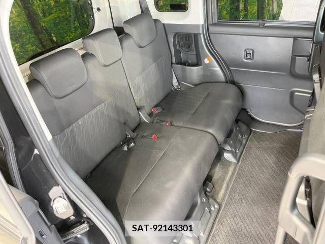 Toyota ROOMY 2017-02 384664-10