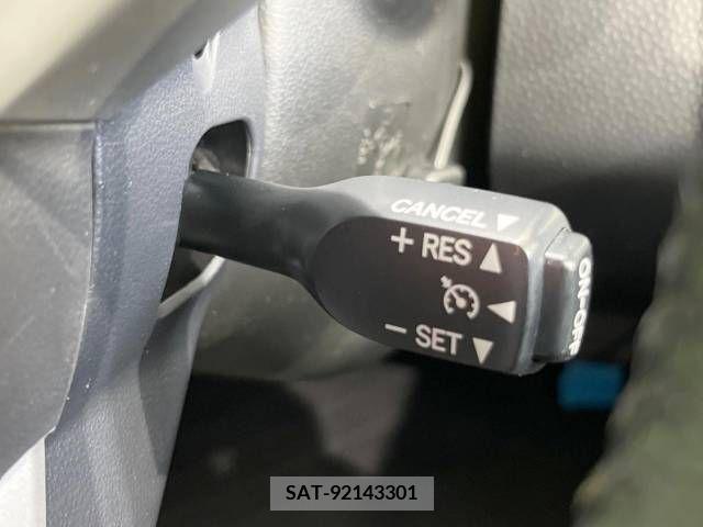 Toyota ROOMY 2017-02 384664-4