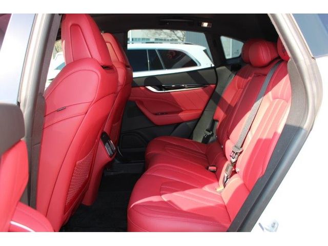 Maserati LEVANTE 2020-07 3492-5