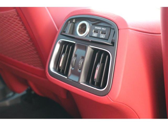 Maserati LEVANTE 2020-07 3492-28