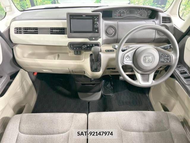 Honda N BOX 2019-04 343514-1