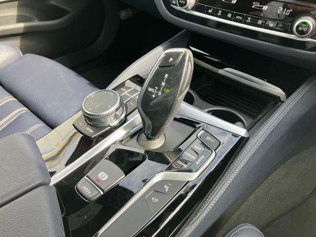 Bmw 5 SERIES 2018-12 10948-15