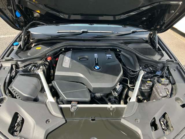 Bmw 5 SERIES 2018-12 10948-9