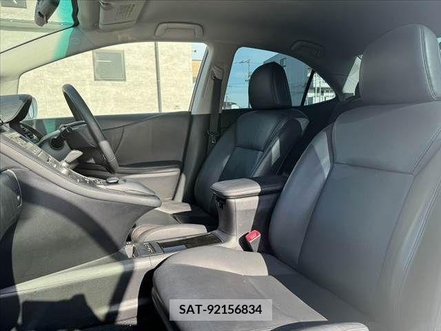 Lexus HS 2013-12 275396-16