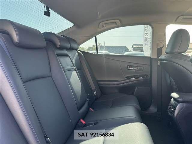 Lexus HS 2013-12 275396-17