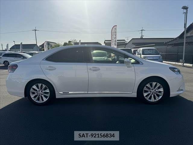 Lexus HS 2013-12 275396-11