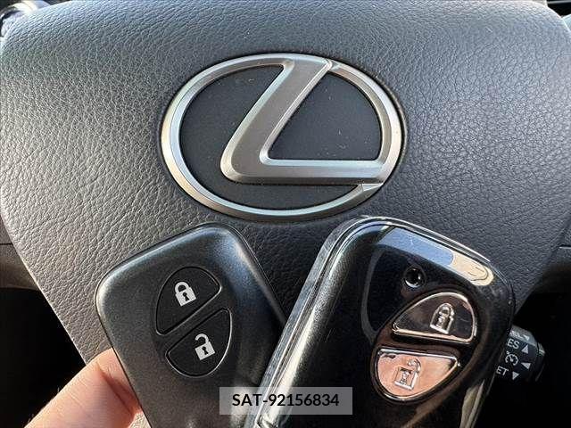 Lexus HS 2013-12 275396-26