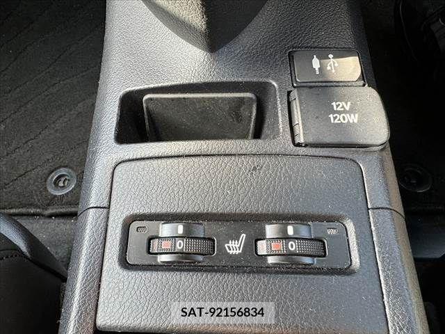 Lexus HS 2013-12 275396-6