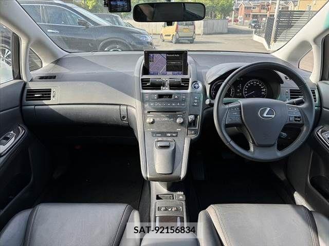 Lexus HS 2013-12 275396-1
