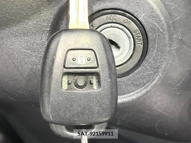 Toyota AQUA 2019-10 380321-6