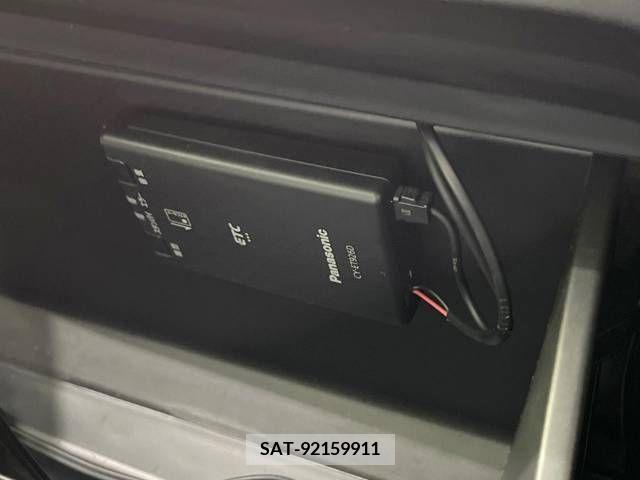 Toyota AQUA 2019-10 380321-3