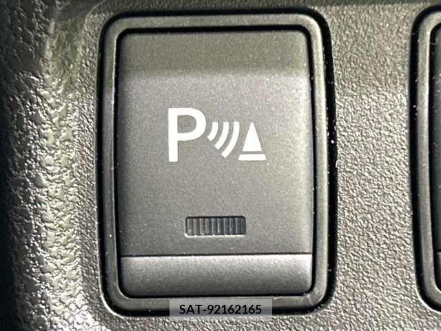 Nissan NOTE 2019-03 279834-4