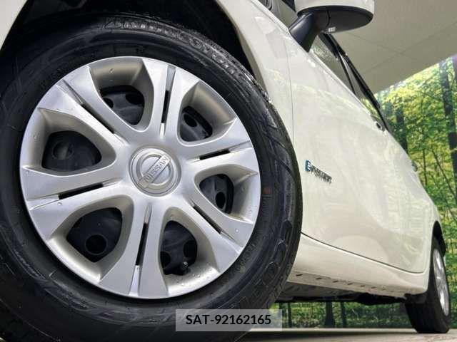 Nissan NOTE 2019-03 279834-13