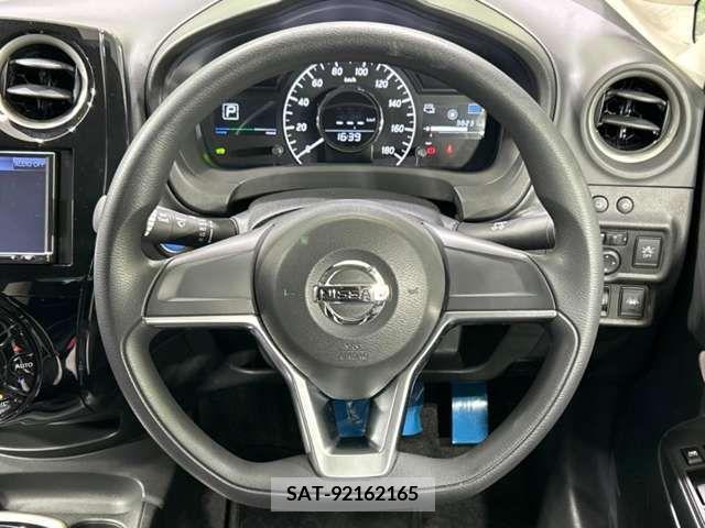 Nissan NOTE 2019-03 279834-11