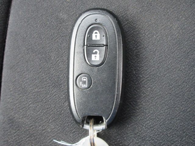 Nissan ROOX 2011-06 283-18