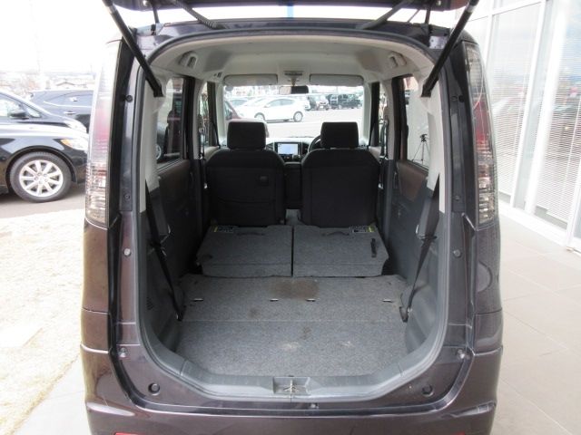 Nissan ROOX 2011-06 283-10