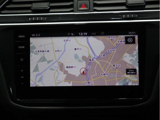 VolksWagen TIGUAN 2019-03 10682-16