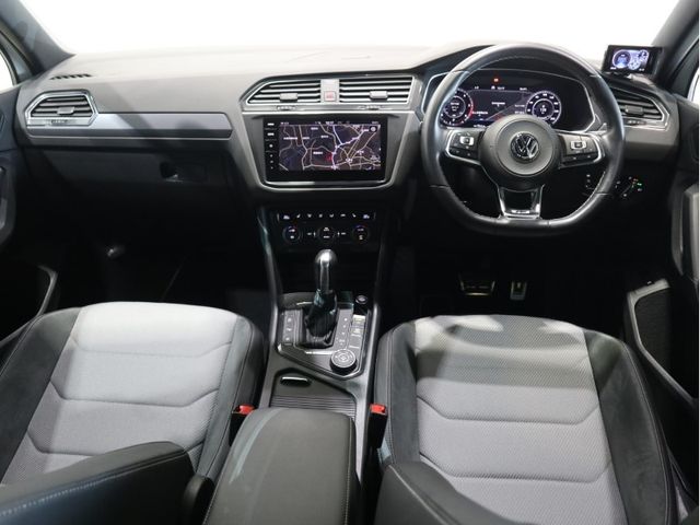 VolksWagen TIGUAN 2019-03 10682-9