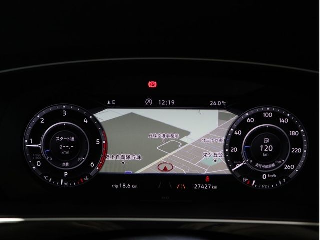 VolksWagen TIGUAN 2019-03 10682-12