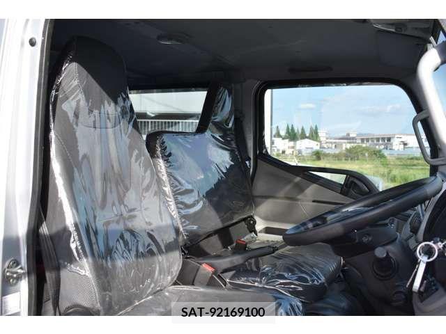 Mitsubishi CANTER 2021-08 263946-14