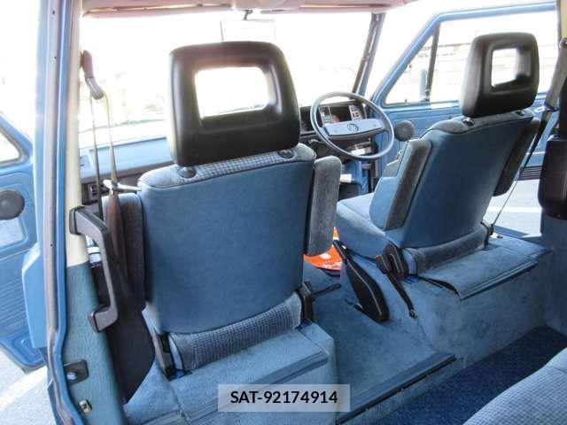 VolksWagen CARAVELLE 1990-05 459153-18