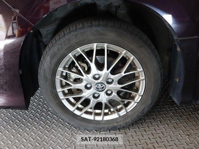 Toyota NOAH HYBRID 2018-01 207473-26