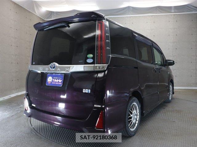 Toyota NOAH HYBRID 2018-01 207473-1