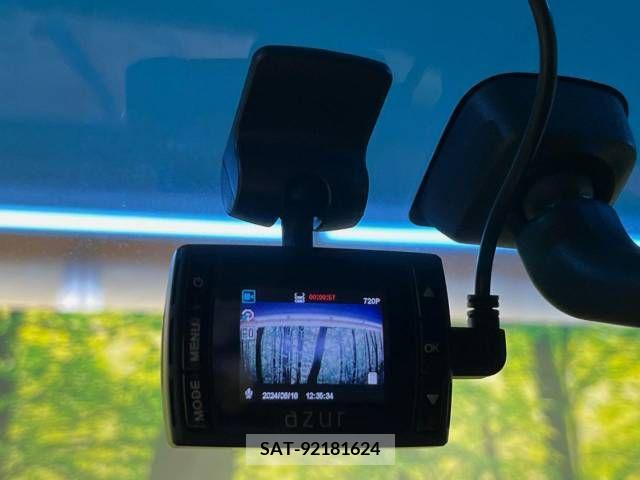 Honda e 2012-10 376244-5