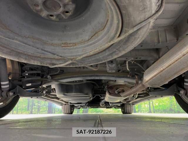 Toyota VELLFIRE 2013-10 212757-19