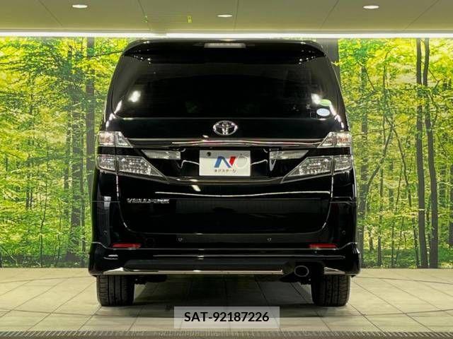 Toyota VELLFIRE 2013-10 212757-15
