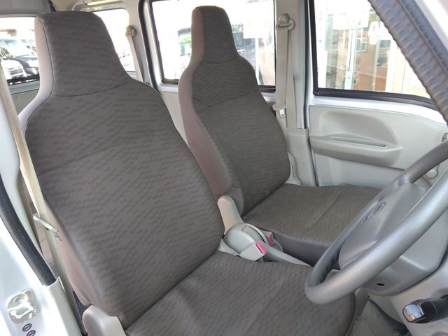 Nissan CLIPPER 2017-07 187683-6