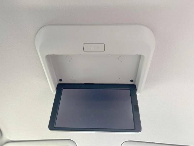 Nissan SERENA 2018-06 22303-2