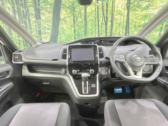 Nissan SERENA 2018-06 22303-1