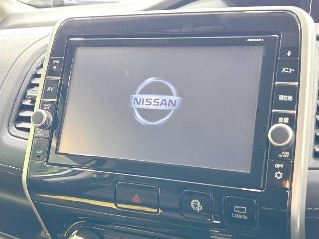 Nissan SERENA 2018-06 22303-3