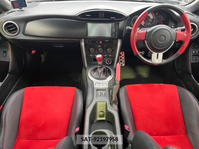 Toyota 86 2014-03 259923-1