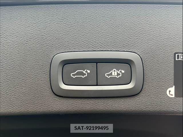 Volvo XC40 2019-06 288730-9
