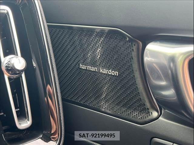 Volvo XC40 2019-06 288730-7