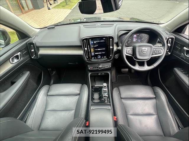 Volvo XC40 2019-06 288730-2
