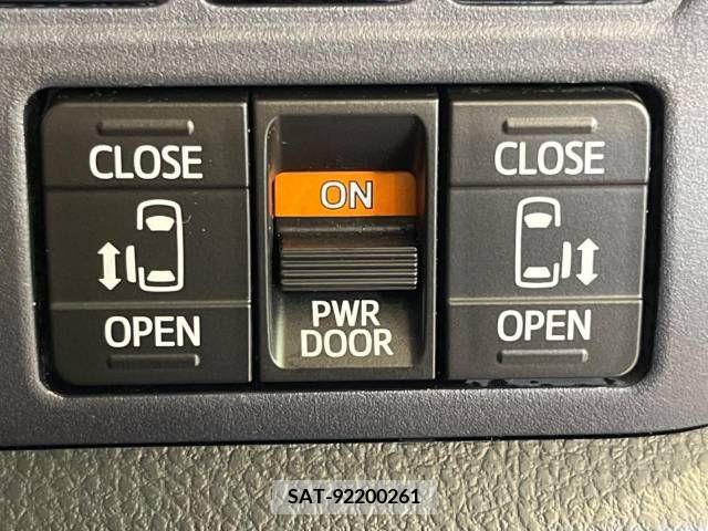 Toyota VOXY 2014-11 342057-5