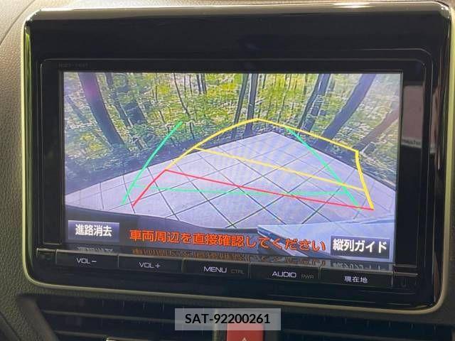Toyota VOXY 2014-11 342057-4