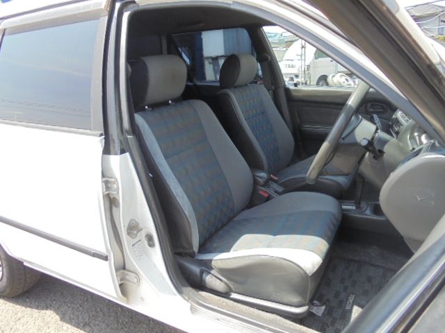 Toyota SPRINTER VAN 2002-01 2768-15