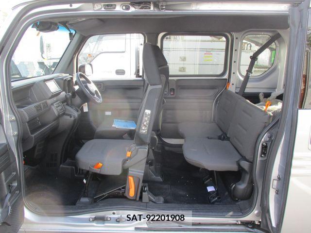 Honda N-VAN 2019-11 207135-16