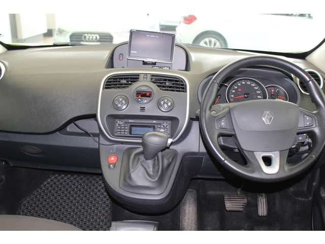 Renault KANGOO 2020-02 192997-13